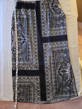 Halogen Navy and White Paisley Print Maxi Skirt